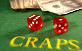 Casino-style game lobby on iwinjili with slots and live dealer
